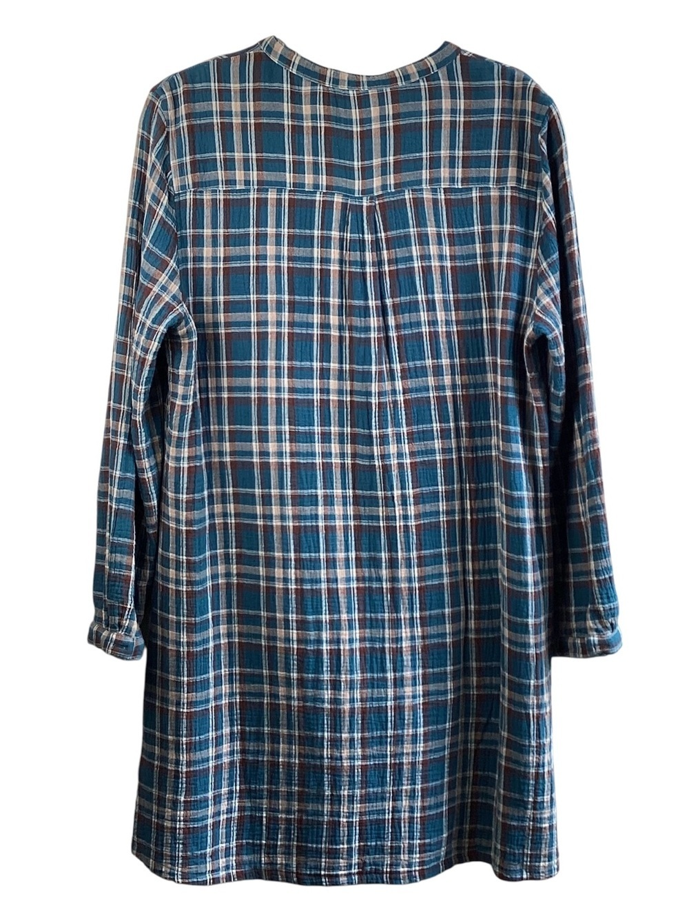 Garnet Hill Crinkle Gauze Popover Pintuck Plaid Button-Neck Tunic in Teal & Navy - Picture 5 of 11